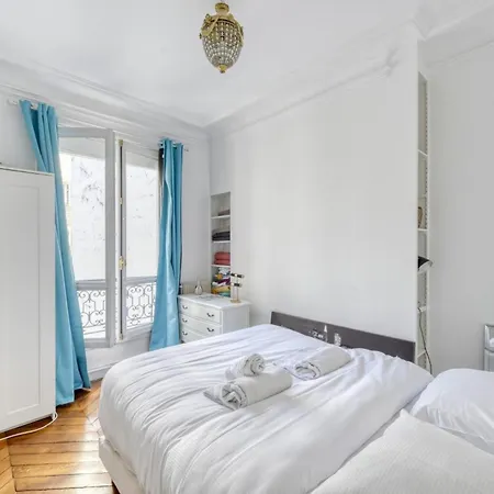 Apartment Grand Champs Elysees Haut De Gamme 6pers Metro Wifi *